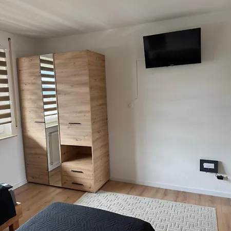 Fma Schoenblick Apartmán
